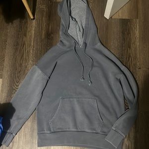 American eagle hoodie size small. Great condition. Soft material